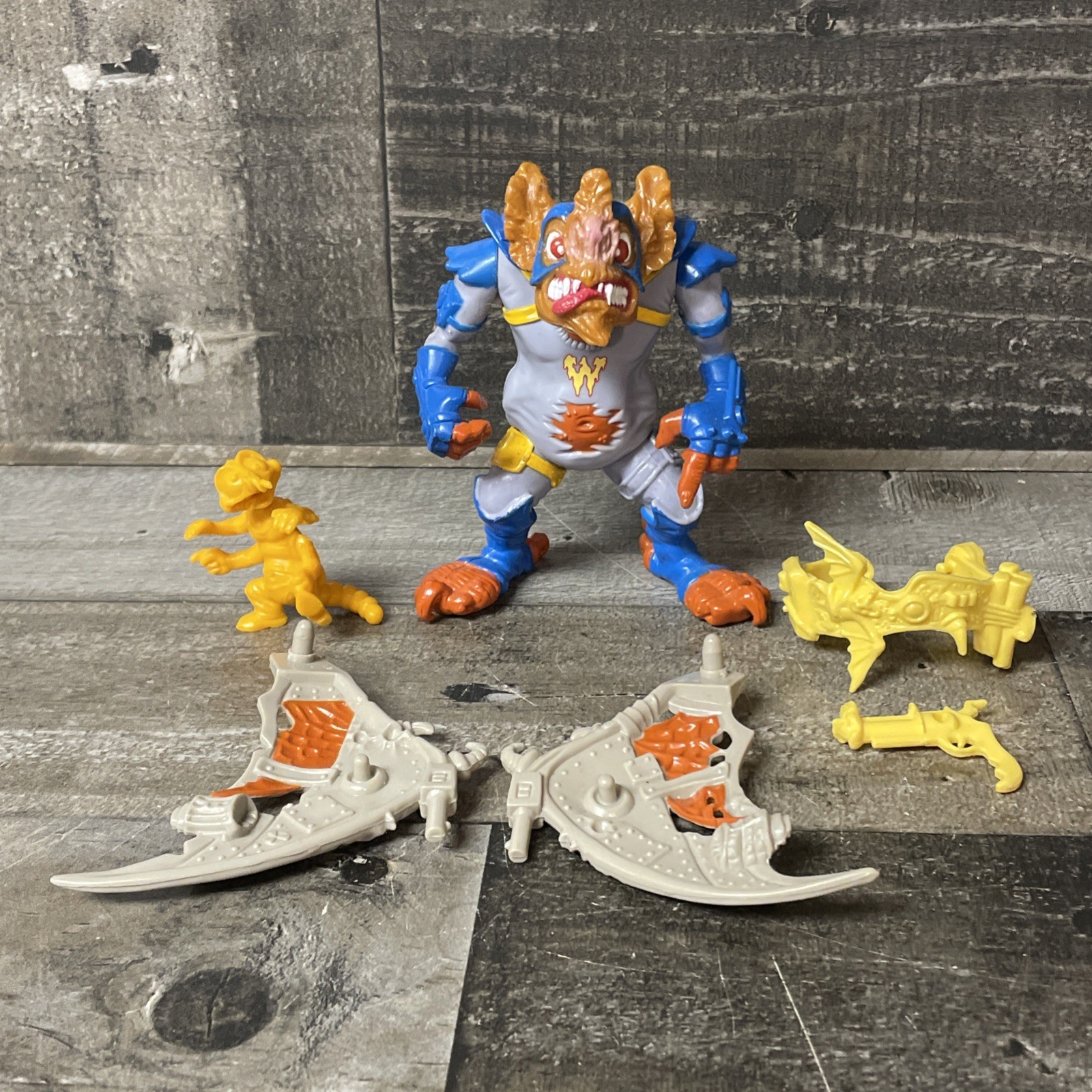 Vintage Playmates 1990 TMNT Teenage Mutant Ninja Turtles Wingnut and Screwloose