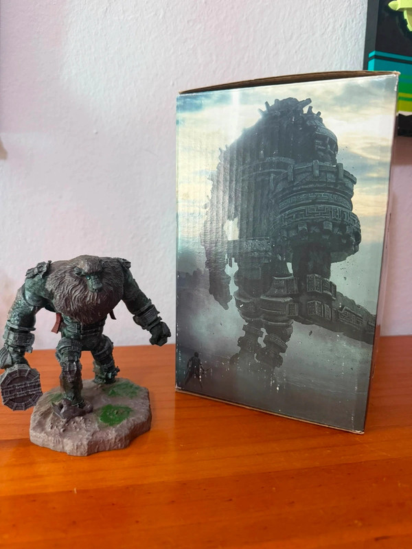 Shadow of the Colossus – Estatua Coleccionista Oficial PlayStation 🗿🎮