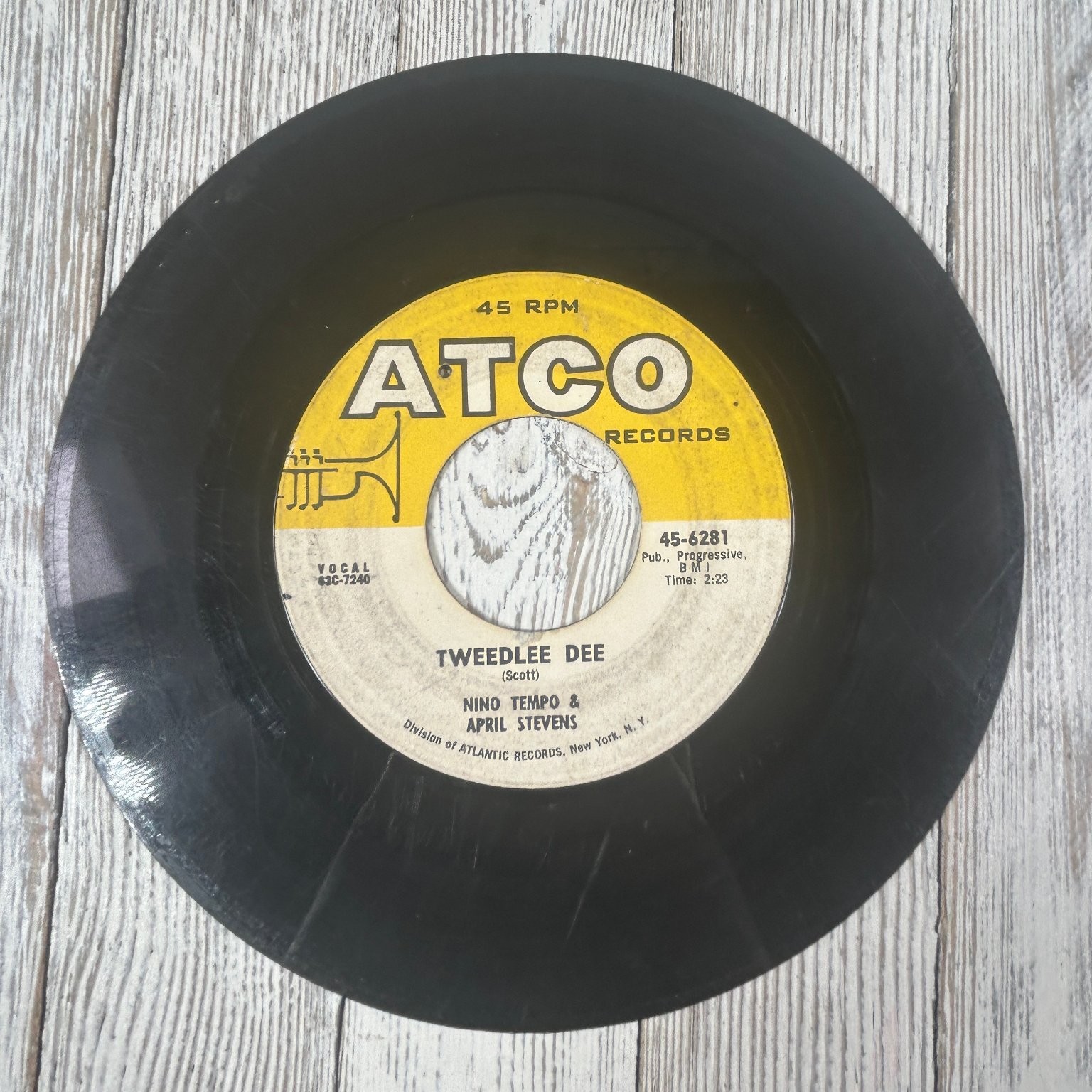 Nino Tempo & April Stevens - Tweedlee Dee 7" Single 1963 Atco Pop Vocal 45 RPM