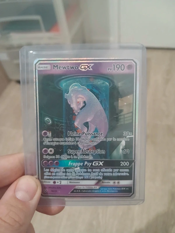 Mewtwo gx incubateur