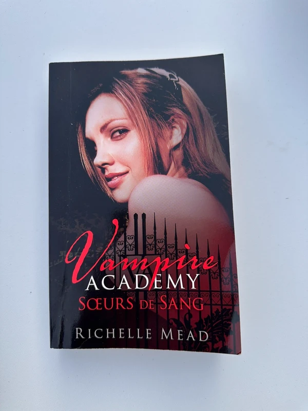 Roman vampire academy