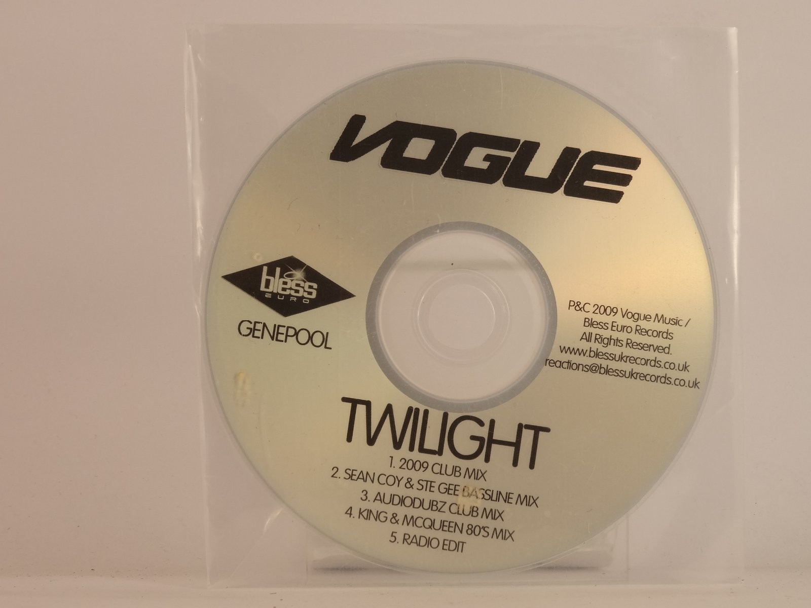 GENEPOOL TWILIGHT (C15) 5 Track Promo CD Single including Plastic Sleeve VOGUE