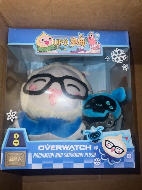 Peluche Overwatch UFO Pachimeiri e Snowmari. Nuovo con scatola.