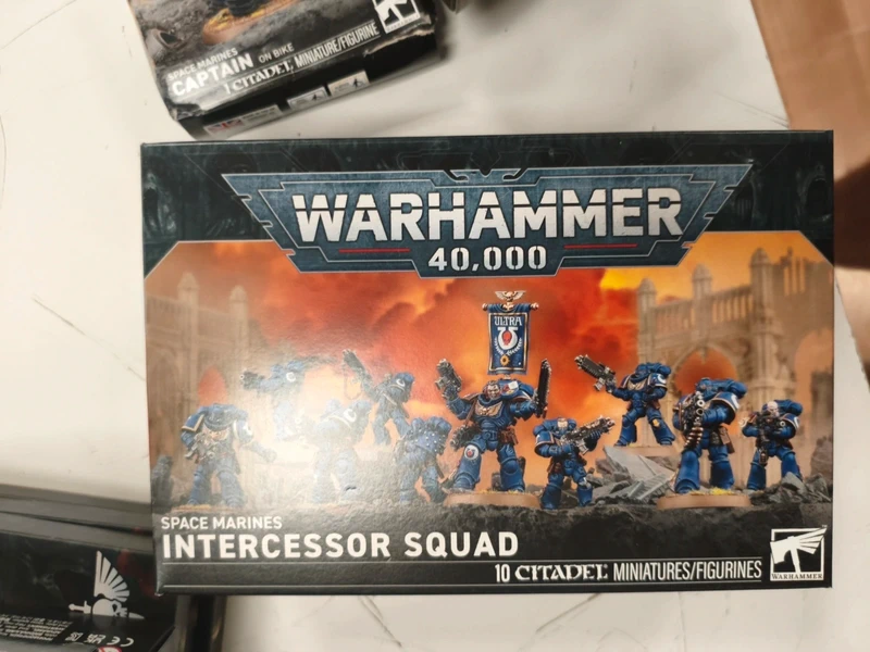 Space marine intercessor squad