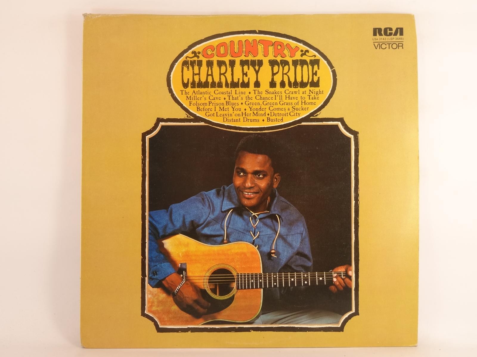 CHARLEY PRIDE COUNTRY (375) 10 Track LP including Picture Sleeve RCA