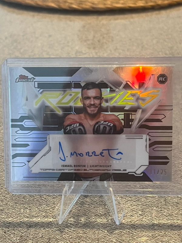 2025 Topps Finest UFC Ismael Bonfim "Finest Rookies" Black Refractor Autograph (/25)