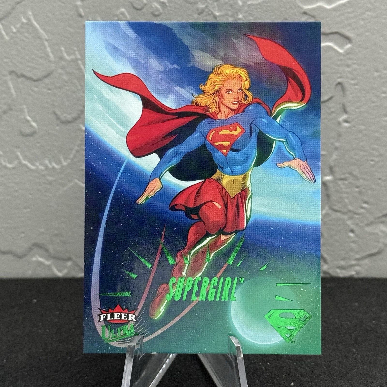 2026 Fleer Ultra Superman Supergirl #43 lamina verde