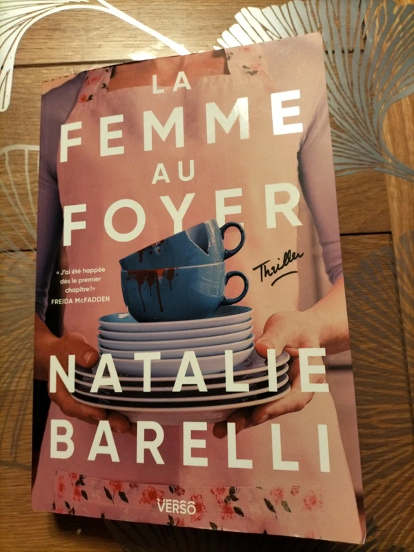 La femme au foyer - Natalie Barelli