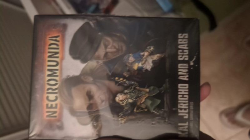 Necromunda Kal Jericho y Scags