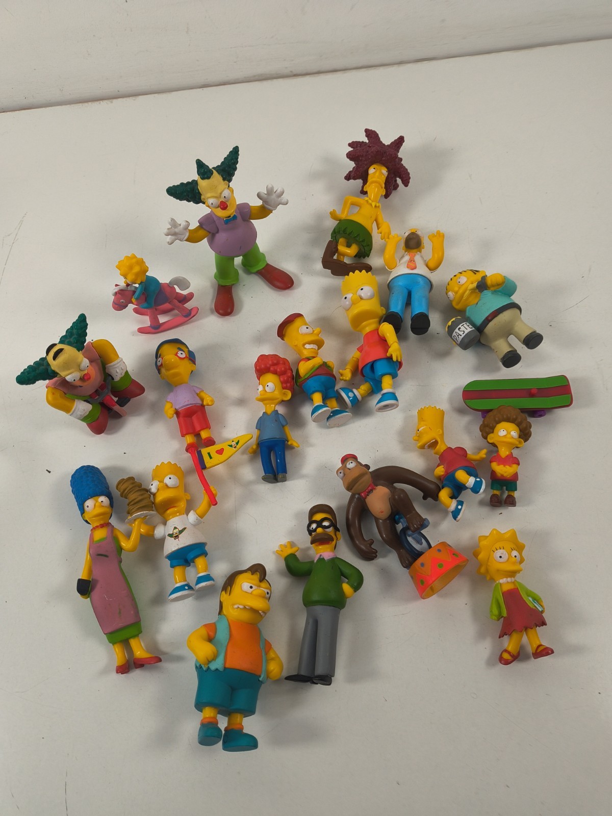 The Simpsons Lot of 18 Figures