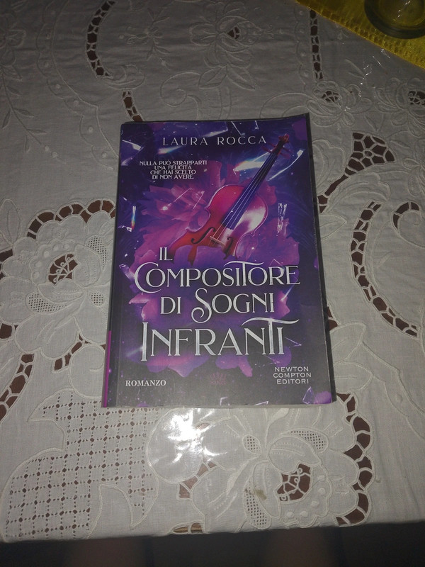 il compositore di sogni infranti-Laura Rocca