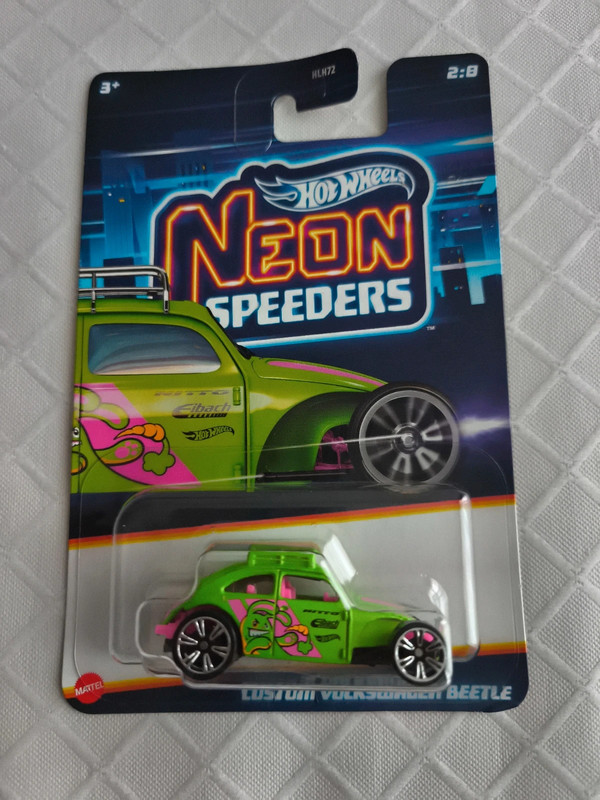 Hot Wheels Neon Speeders – Custom Volkswagen Beetle