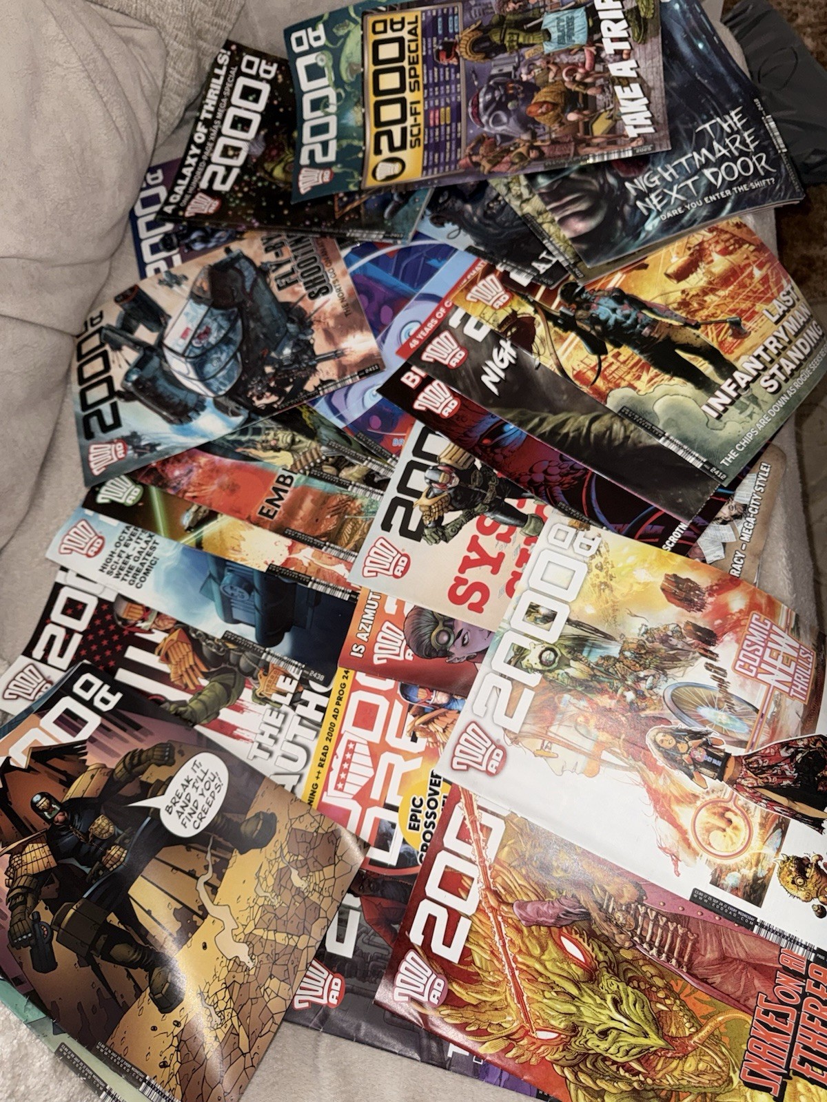 2000AD Ultimate Collection Judge Dredd the Mega Collection, 26 Magazine Bundle ￼