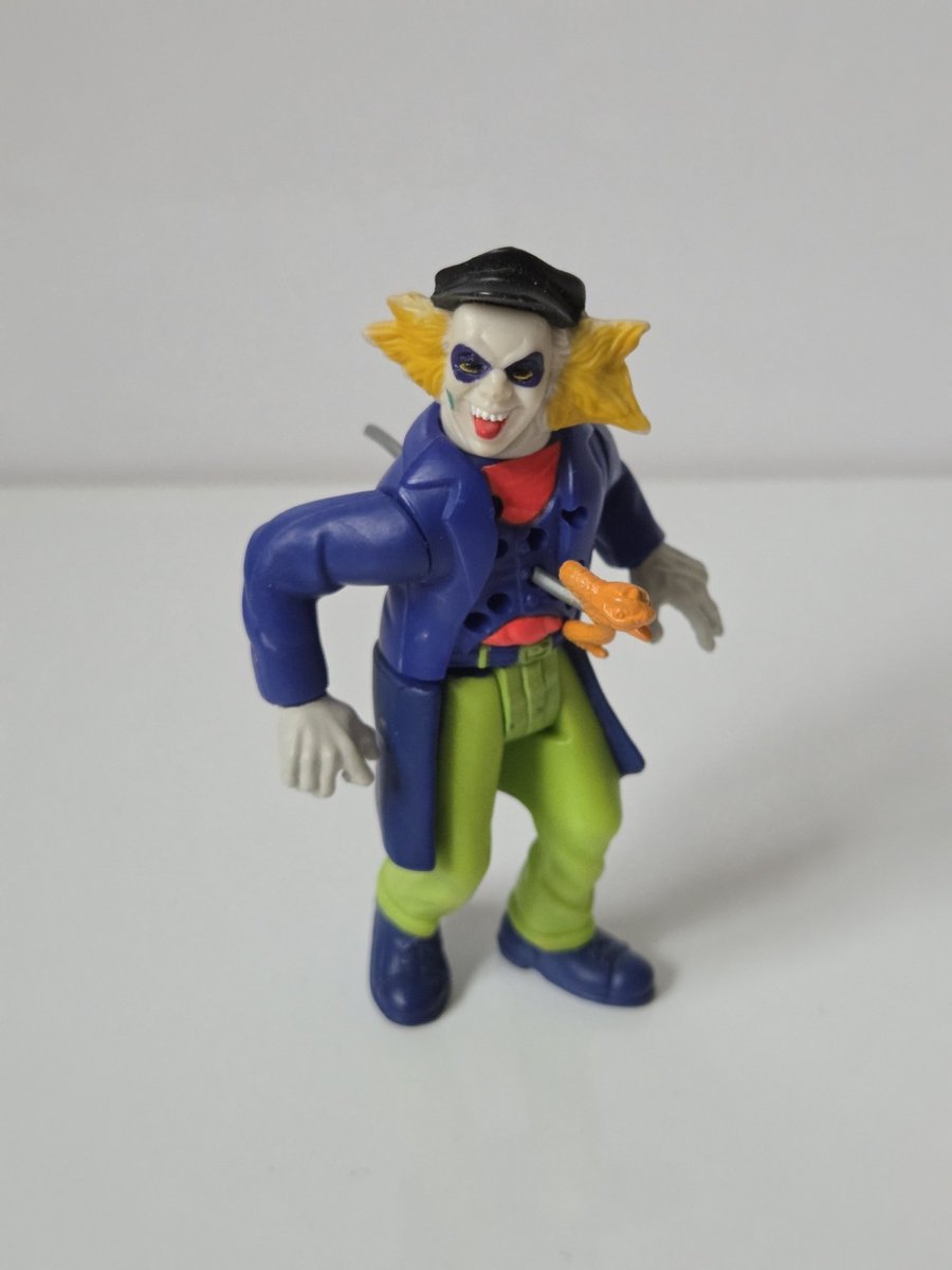 Vintage 1989 Beetlejuice Kenner Action Figure Toy Shish Kebab Skewer With Sword