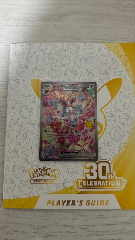 Sylveon 153/128
