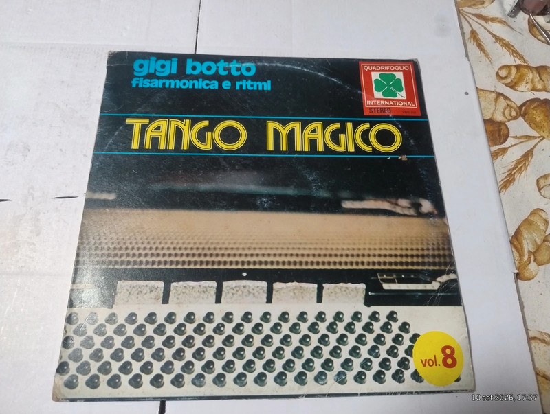 Vinile tango magico volume 8