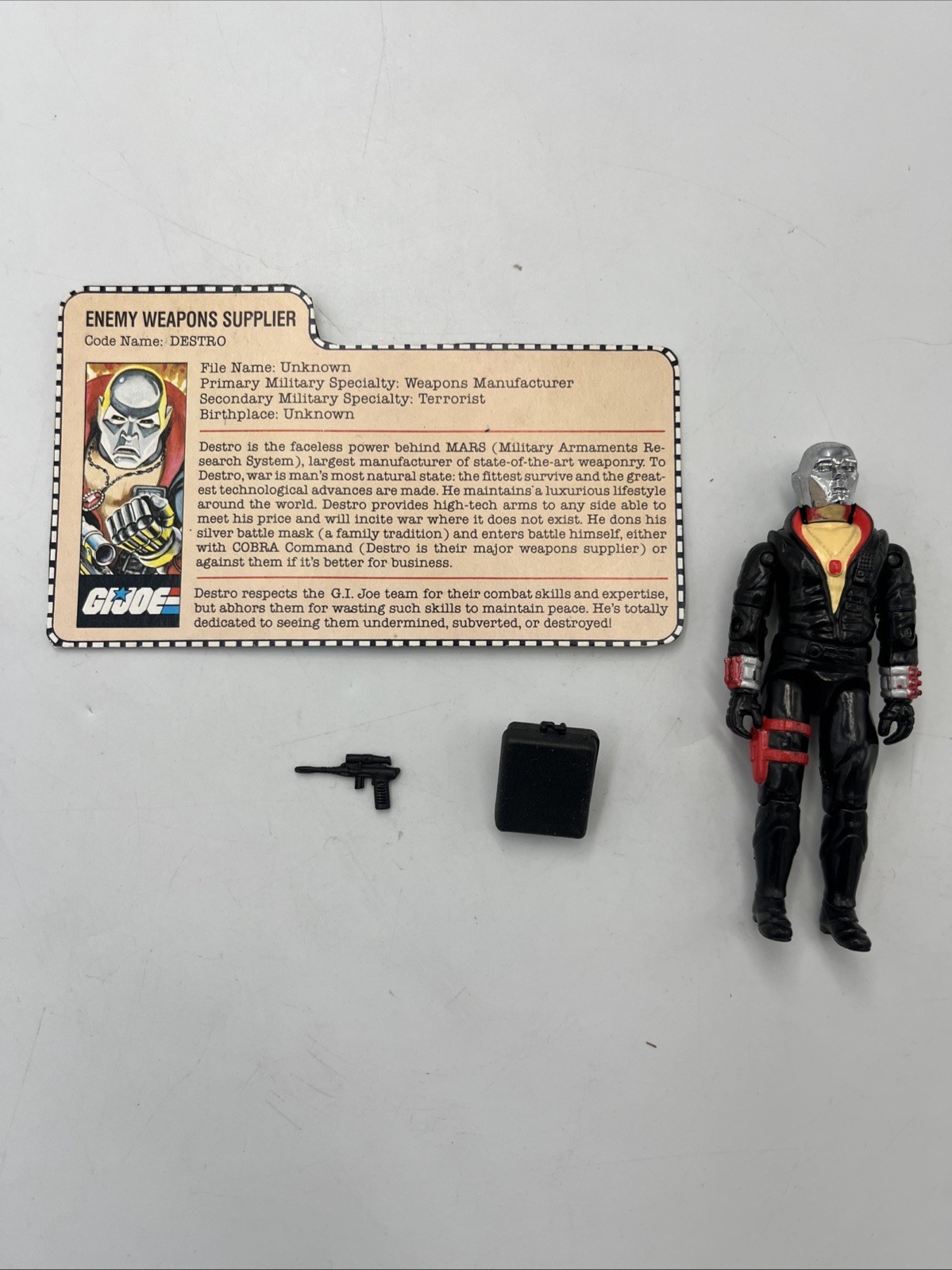 Figurina vintage 1983 Gi Joe Cobra 3,75" Destro V1 completa con scheda Hasbro