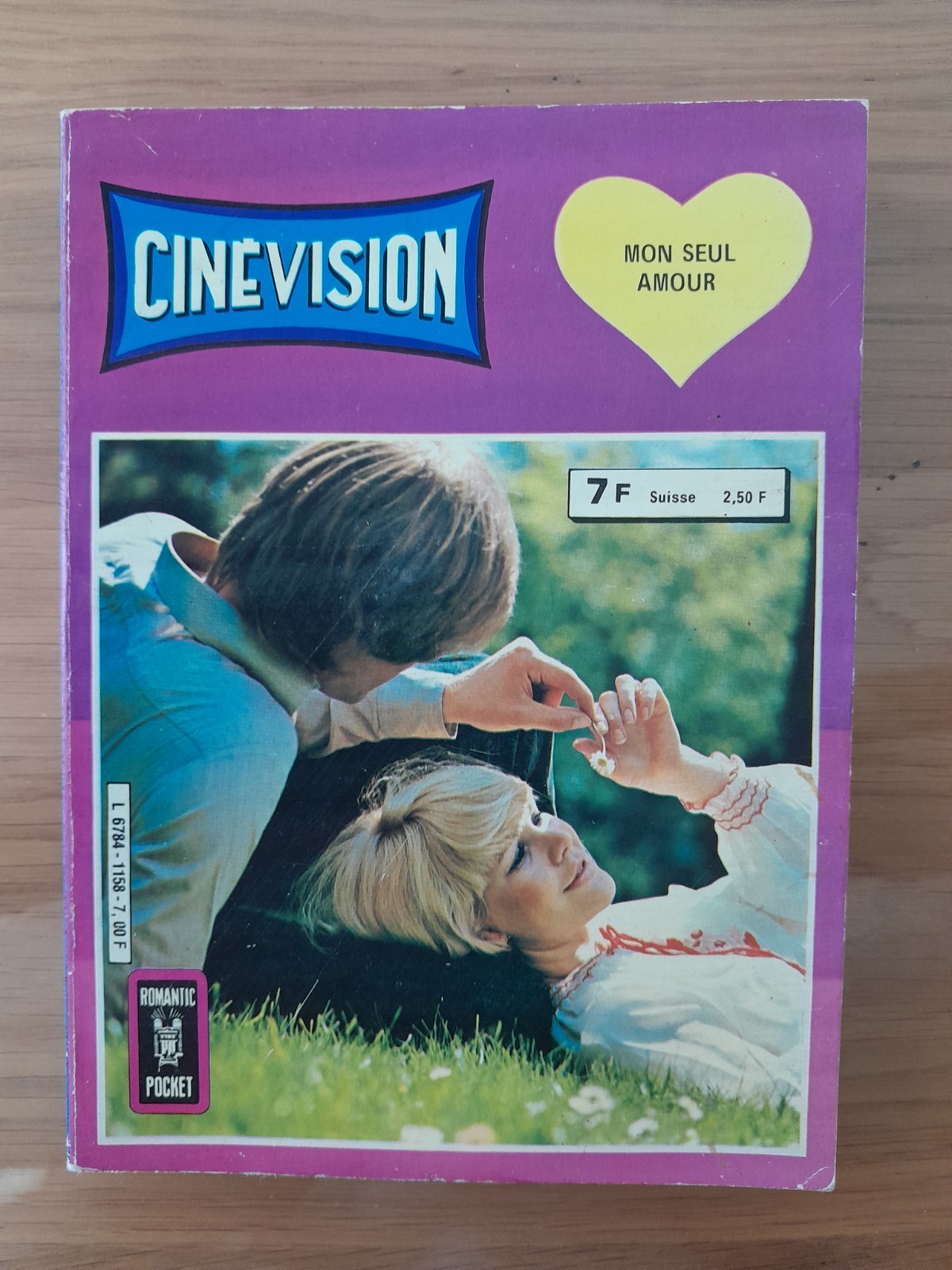 RECUEIL CINEVISION  SERIE 2     N°1158     AREDIT      1981      TBE    (06-07)