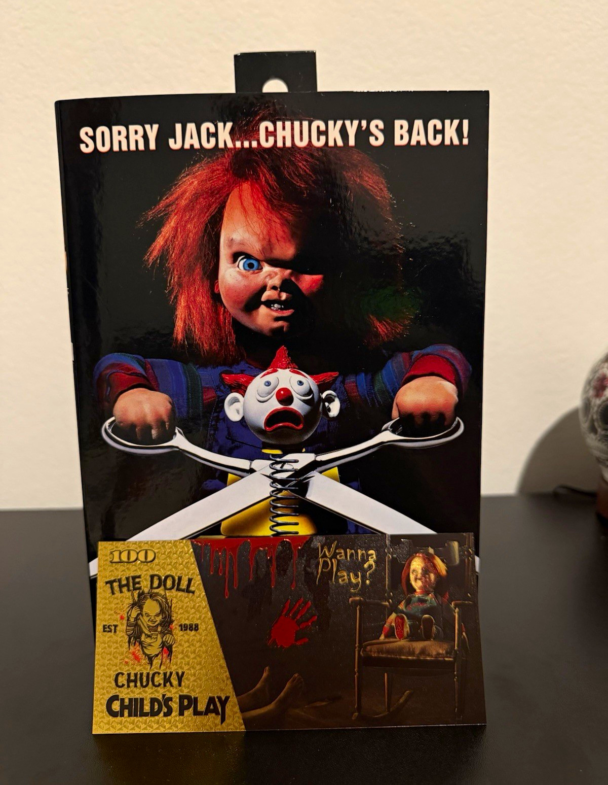 Modellino NECA Child's Play 2 Ultimate Chucky + coltello, accessori cesoie