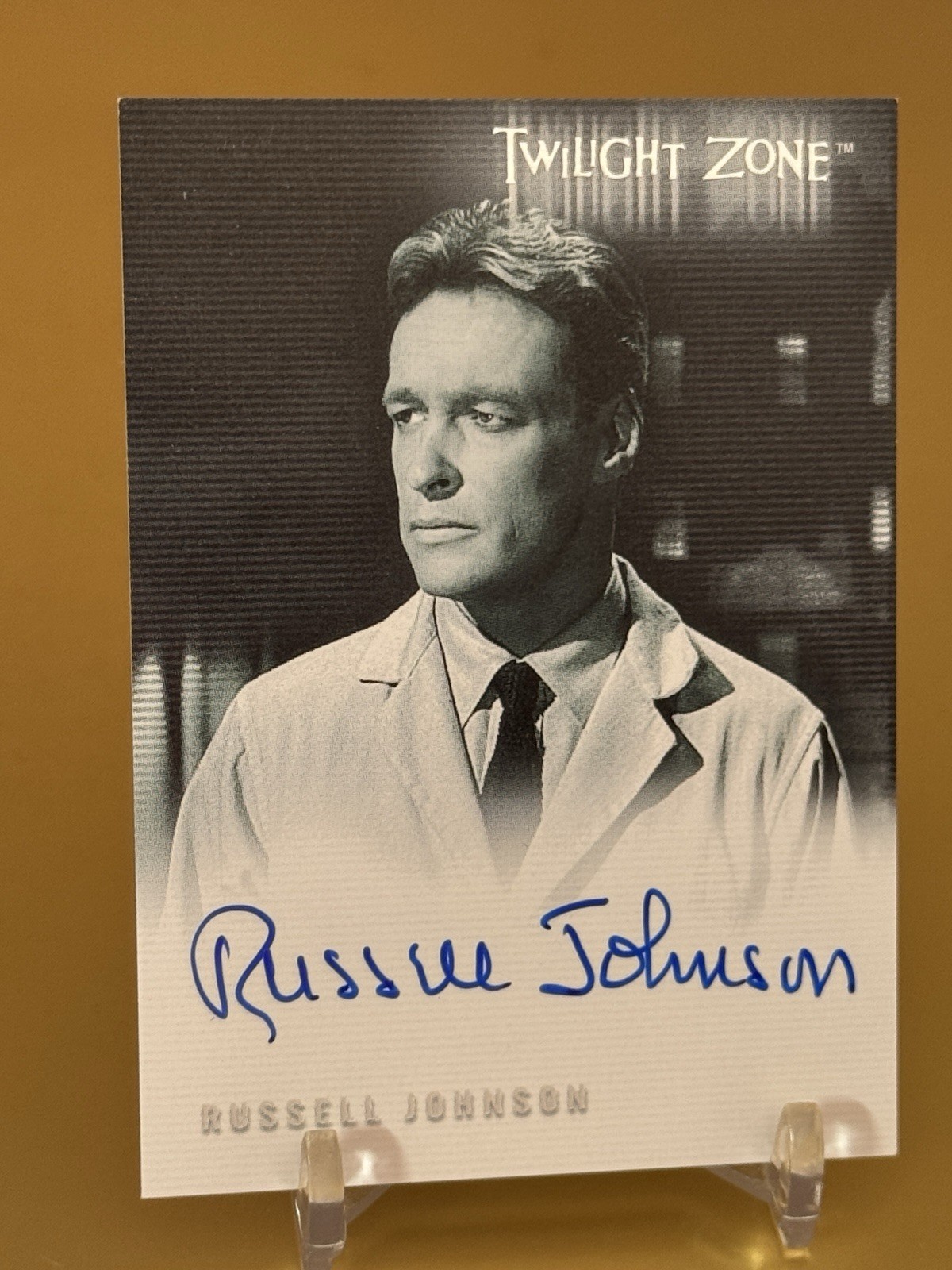 RUSSELL JOHNSON  2002 Twilight Zone A-45 autographed RITTENHOUSE SHIPS SAME DAY