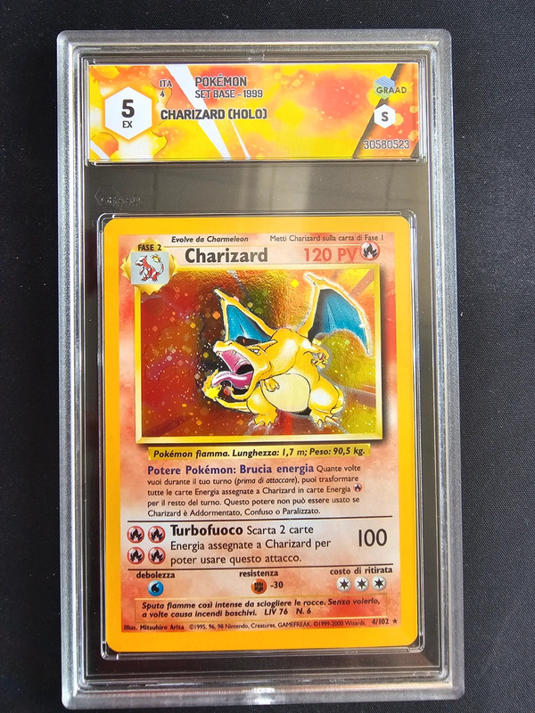 Charizard set base Graad 5
