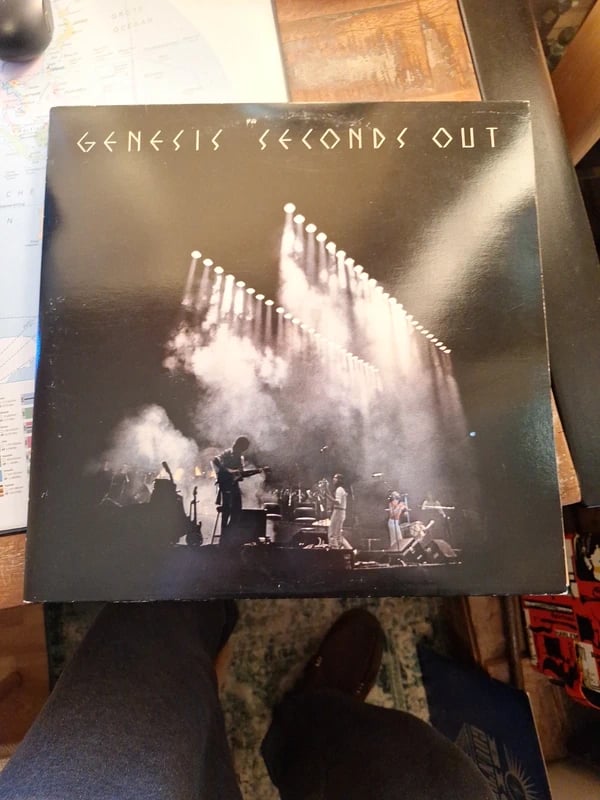 Genesis - Seconds Out.