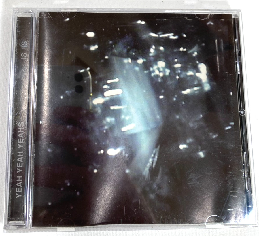 Yeah Yeah Yeahs Is Is EP 2007 Fontana Distribution/Dress Up Clear Jewel Case