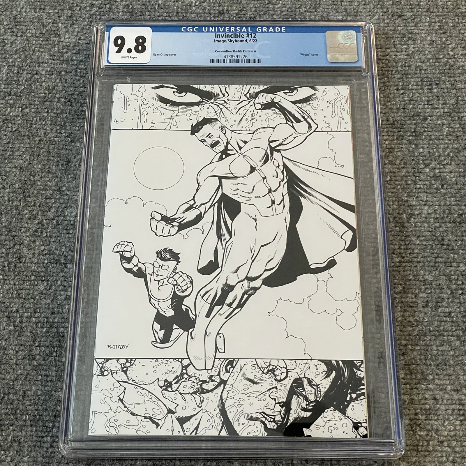 Invincible 12 CGC 9.8 Virgin Variant Convention Sketch Edition Ryan Ottley