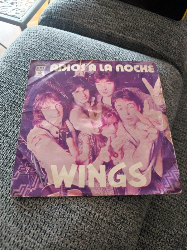 Single Wings