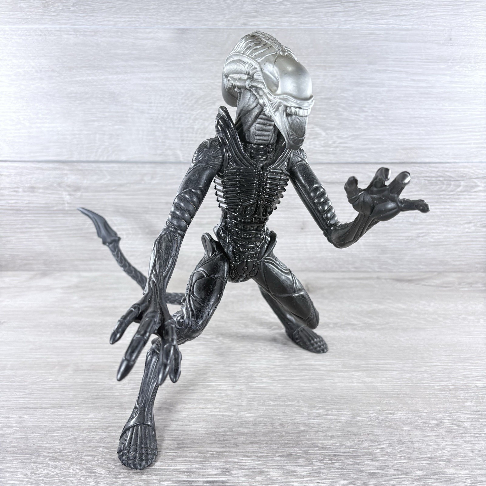 Vintage 1996 Kenner 12” Alien Xenomorph