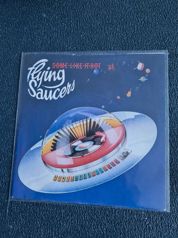 Flying Saucers " Some like it hot " Emi records tbe 1980