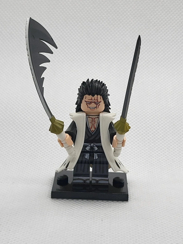 Figurine type Lego - Bleach - zaraki Kenpachi (Lego-style Figure - Bleach - Zaraki Kenpachi)