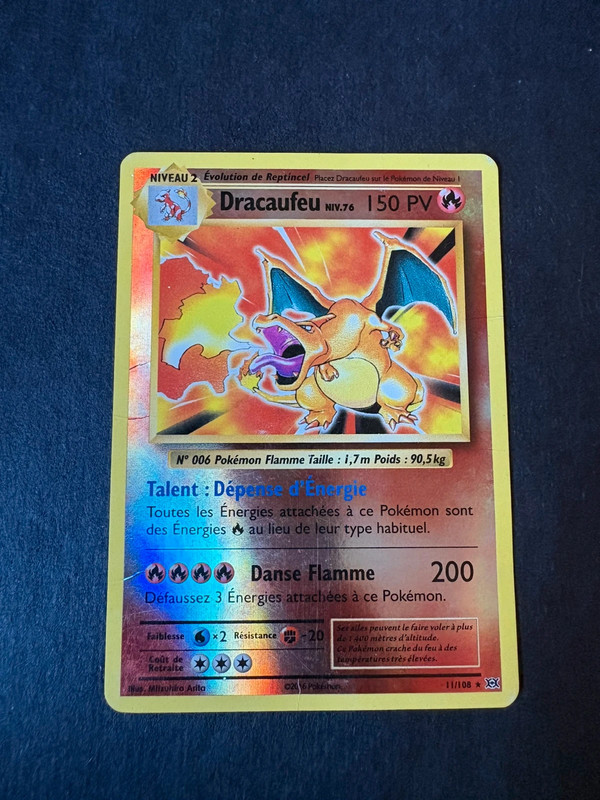 Carte Pokémon Dracaufeu XY évolution (2016)