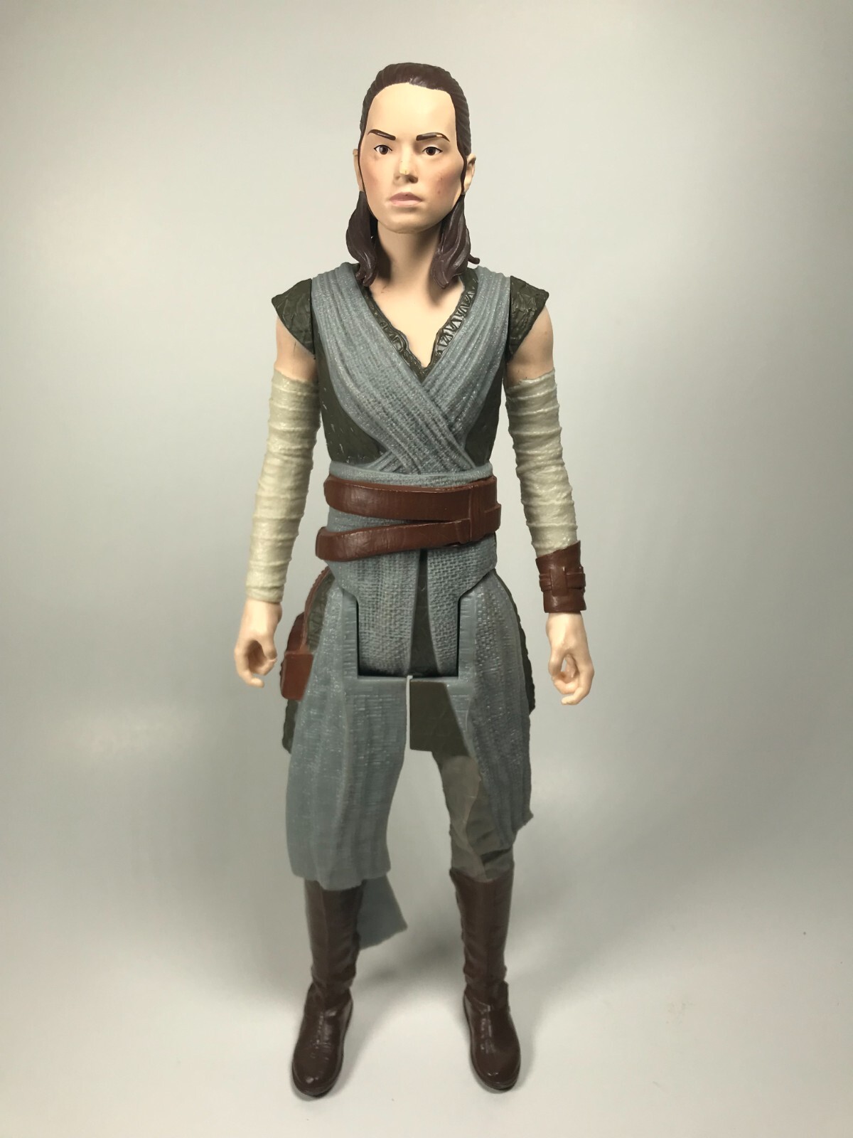 Rey The Last Jedi Star Wars (Jedi Training) Disney Hasbro Action Figure 12"