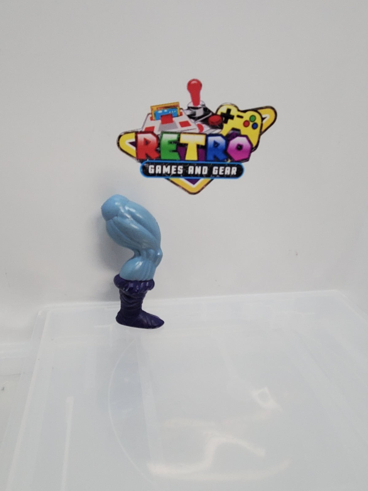1981 Mattel Faker He-Man MOTU Part Right Leg