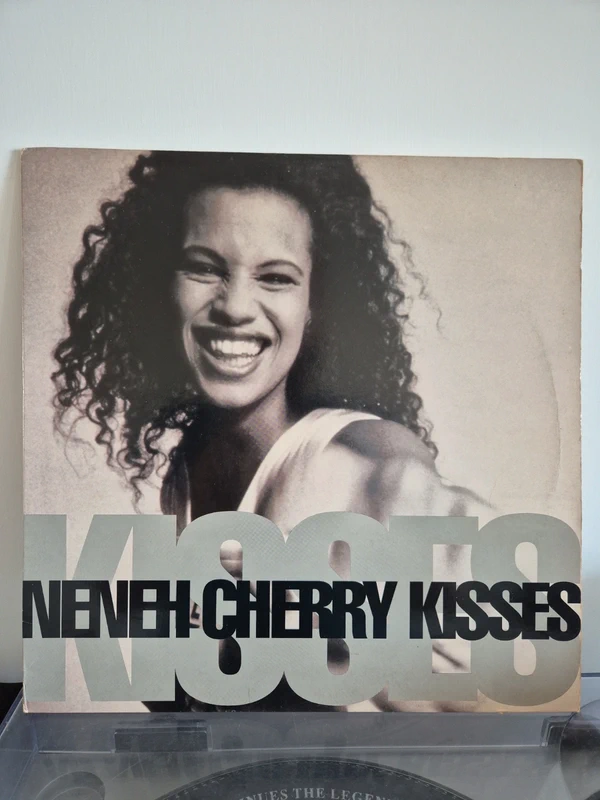 Neneh cherry kisses on the wind