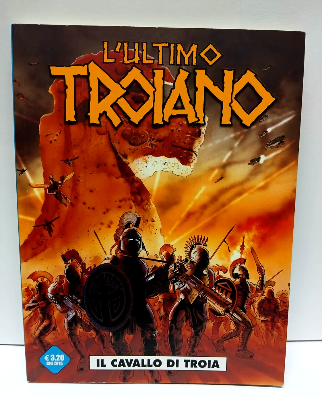 "L’ultimo troiano" 1 - Il cavallo di troia 2015 Editoriale Cosmo blu 33