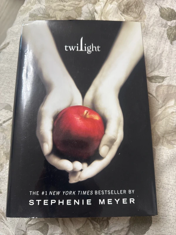 Twilight - Stephenie Meyer