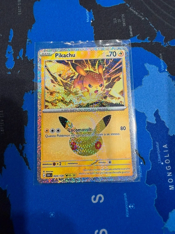 Pikachu 30th anniversario numero 2/30 pokemon