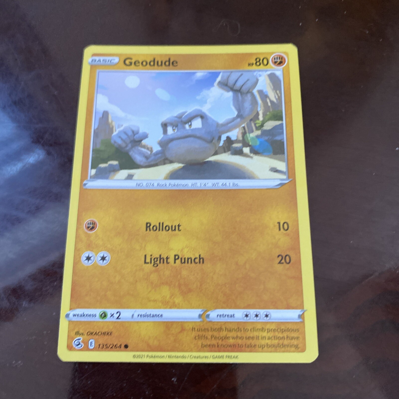Carta collezionabile Geodude 135/264 Common Fusion Strike Pokemon TCG finitura regolare