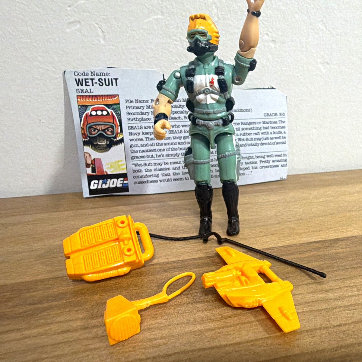 1986 GI Joe Wet-Suit V1 Navy SEAL Figure Diving Gear File Card Vintage Hasbro