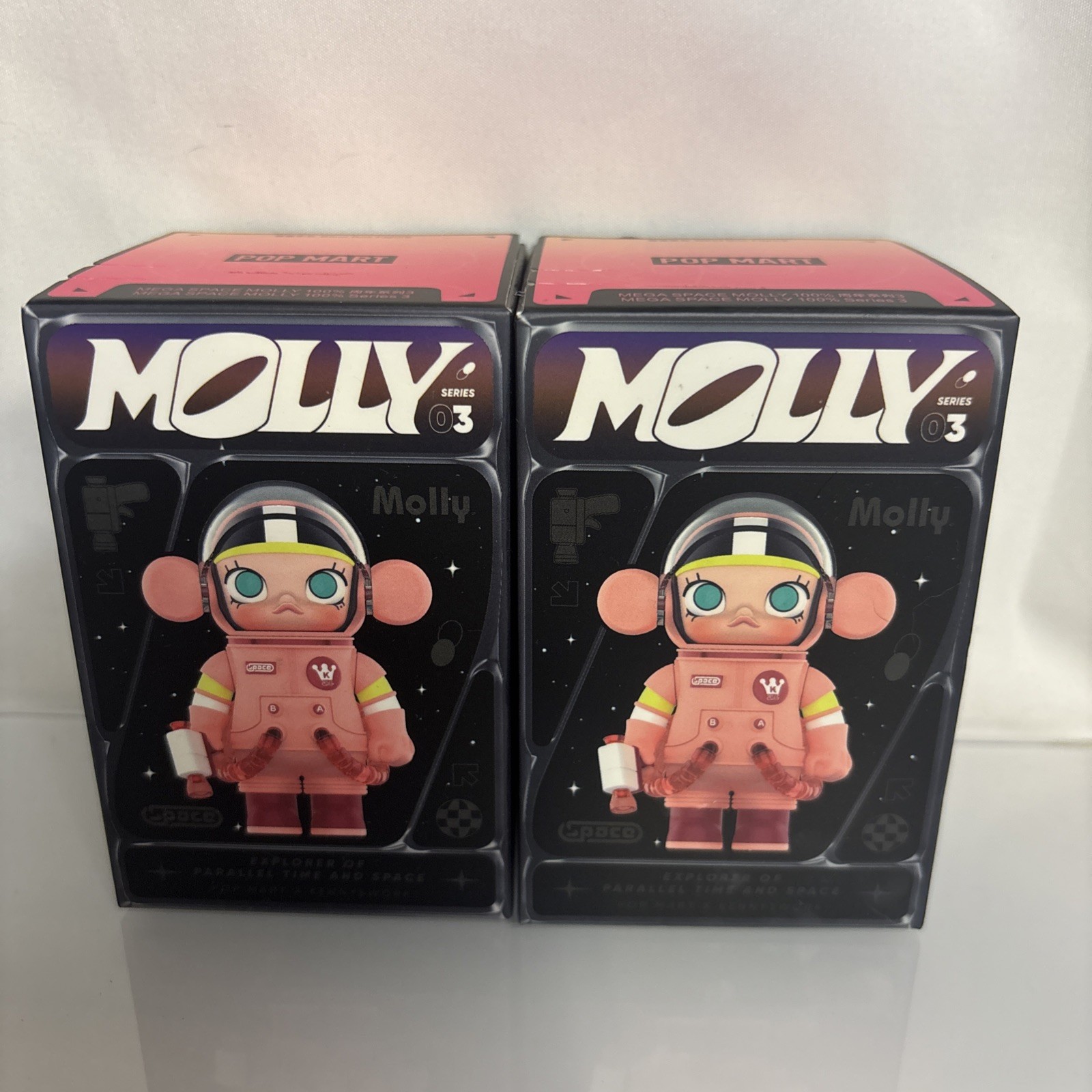 2 action figure POP MART MEGA SPACE MOLLY 100% SERIE 3 Blind Box sigillate segrete