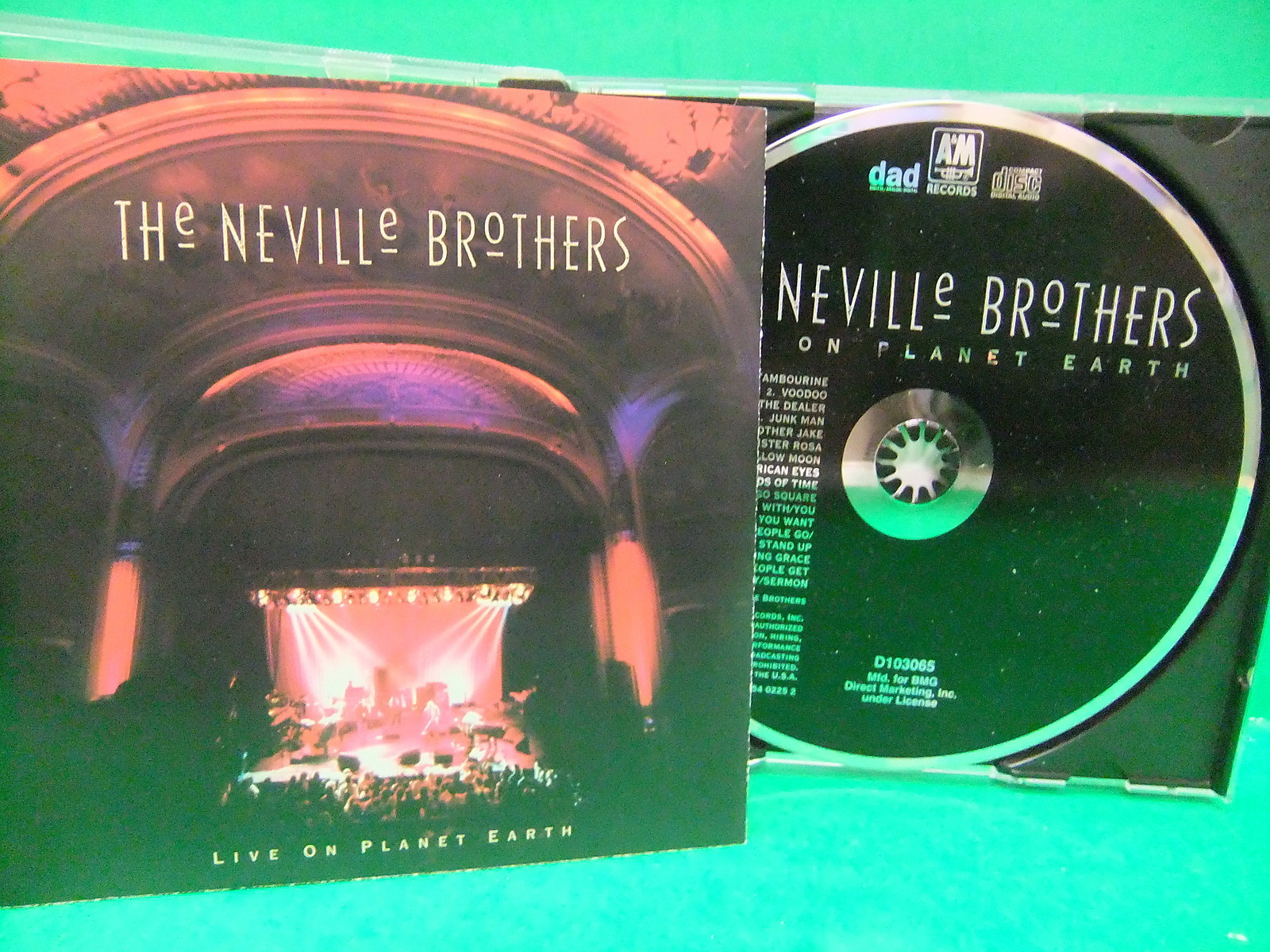 The Neville Brothers Live On Planet Earth 1994 NM CD Jazz Rock New Orleans R&B