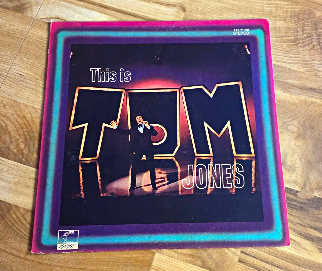 Tom Jones This Is Tom Jones LP Vinyl 12" Stereo Parrot PAS 71028