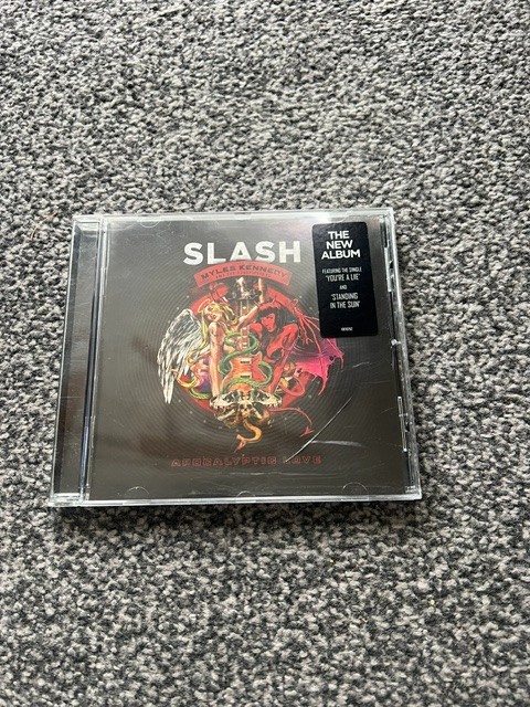 Slash - Apocalyptic Love ft Myles Kennedy and the Conspirators cd