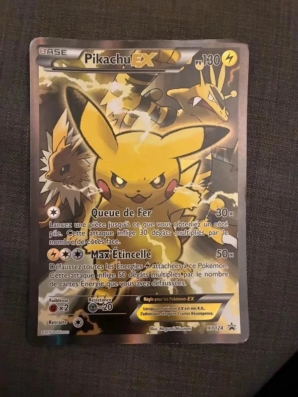 Carte Pokémon Pikachu Ex 2016 jumbo (grande taille)