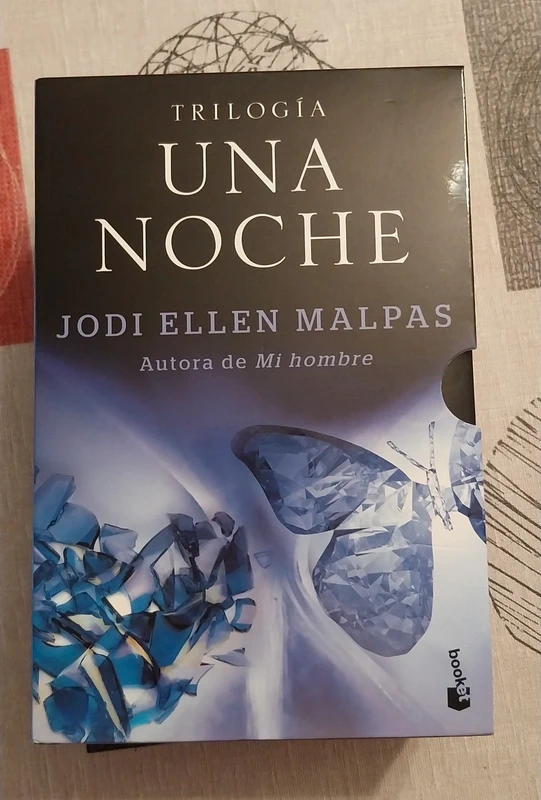 Trilogía Una noche