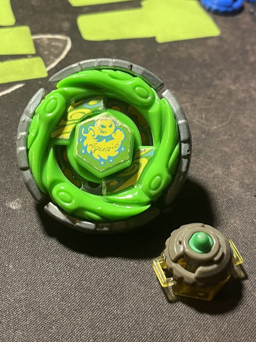 Earth Aquario GB145CS/85RS Beyblade Hasbro Metal Fusion combinazione competitiva