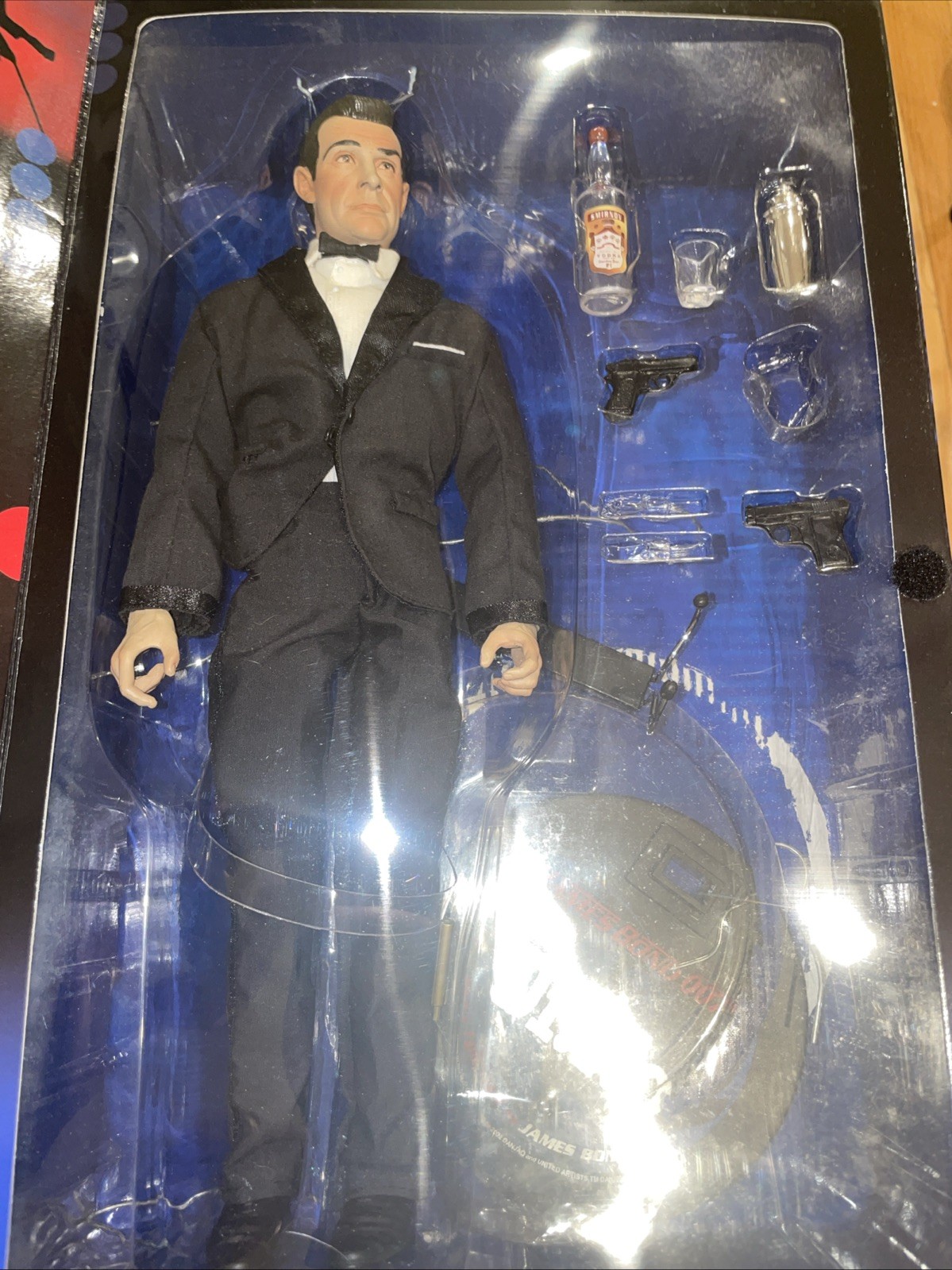 Modellino Sideshow Collectibles Dr. No Sean Connery as James Bond 007 12"