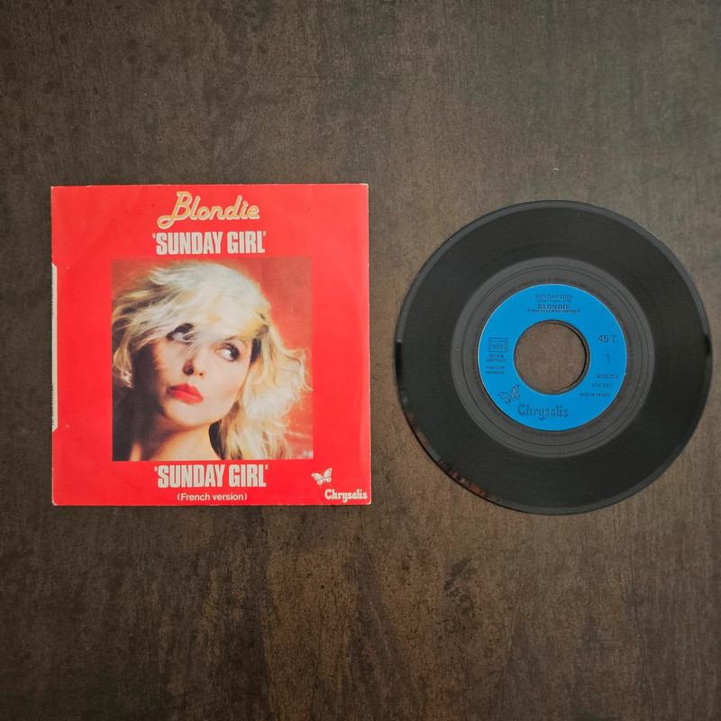 Blondie "Synday Girl"